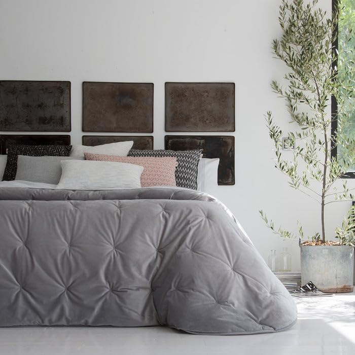 Henko - Colcha Invierno Cama 200 - Tejido Aterciopelado Color Gris - Napa de 200 gr - Fabricado en...