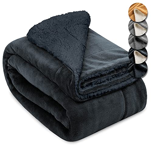 Beautissu XXL Manta Sherpa Alina 150x200 cm Mimosa y Acogedora Antracita/Antracita &ndash; Manta de Sofa...